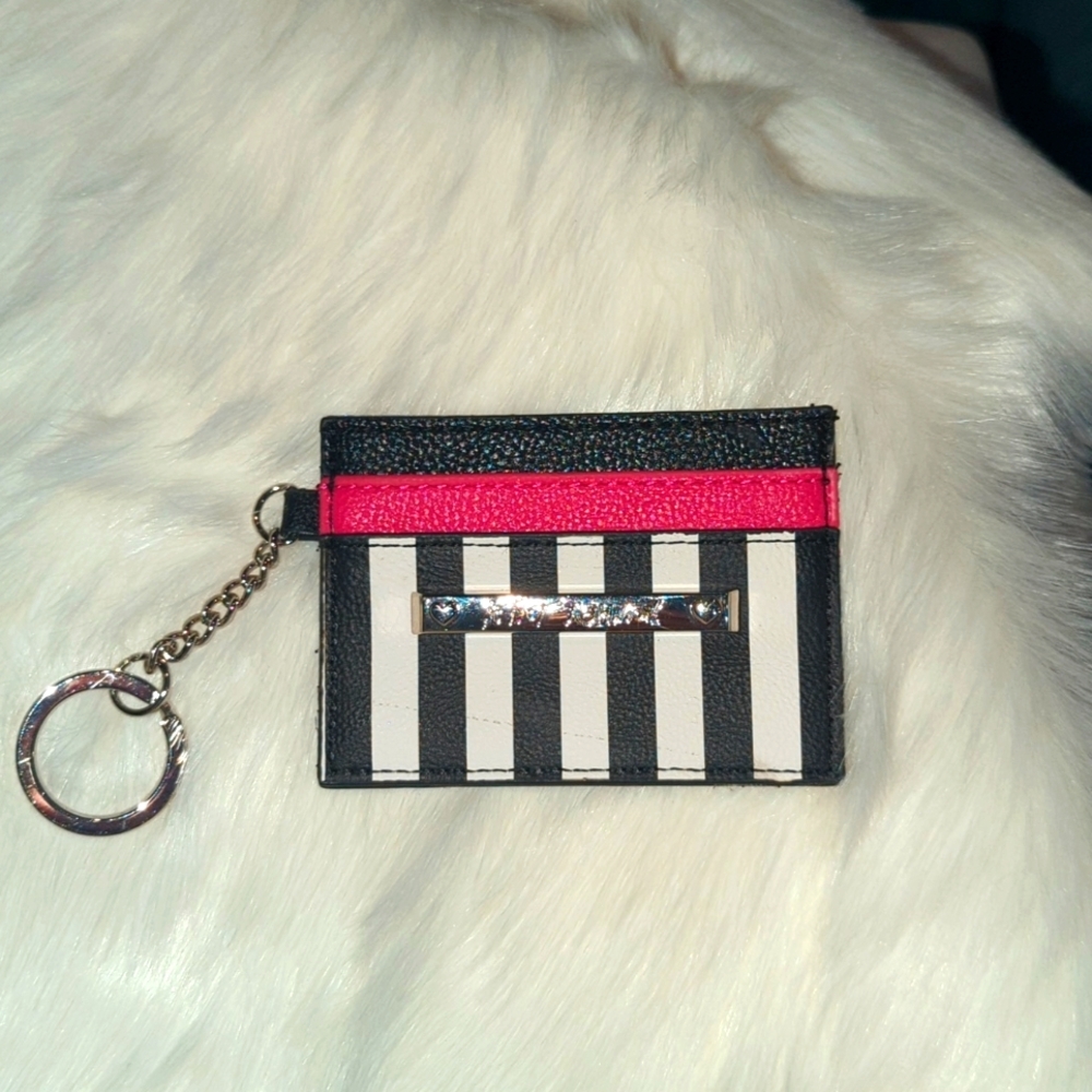 Betsey Johnson key chain card case